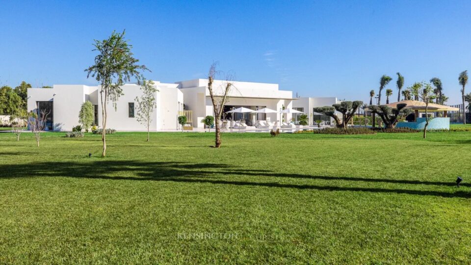 Villa Horse in Marrakech