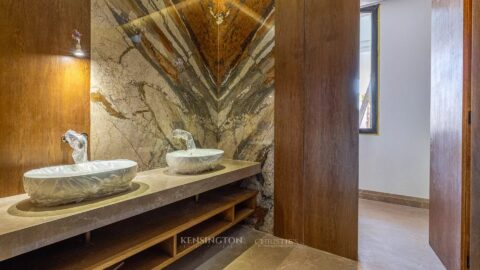 فيلا عصرية استثنائية – حي السويسي in Rabat, Morocco