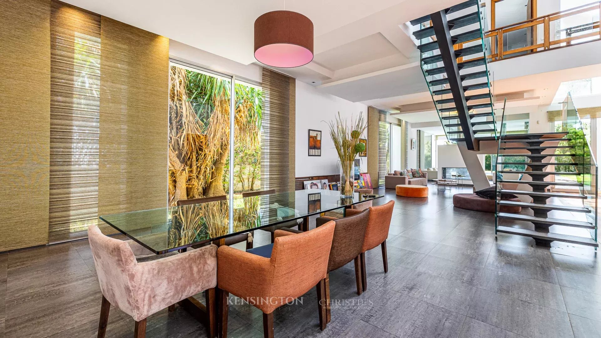 لومينالومينا in Casablanca, Morocco