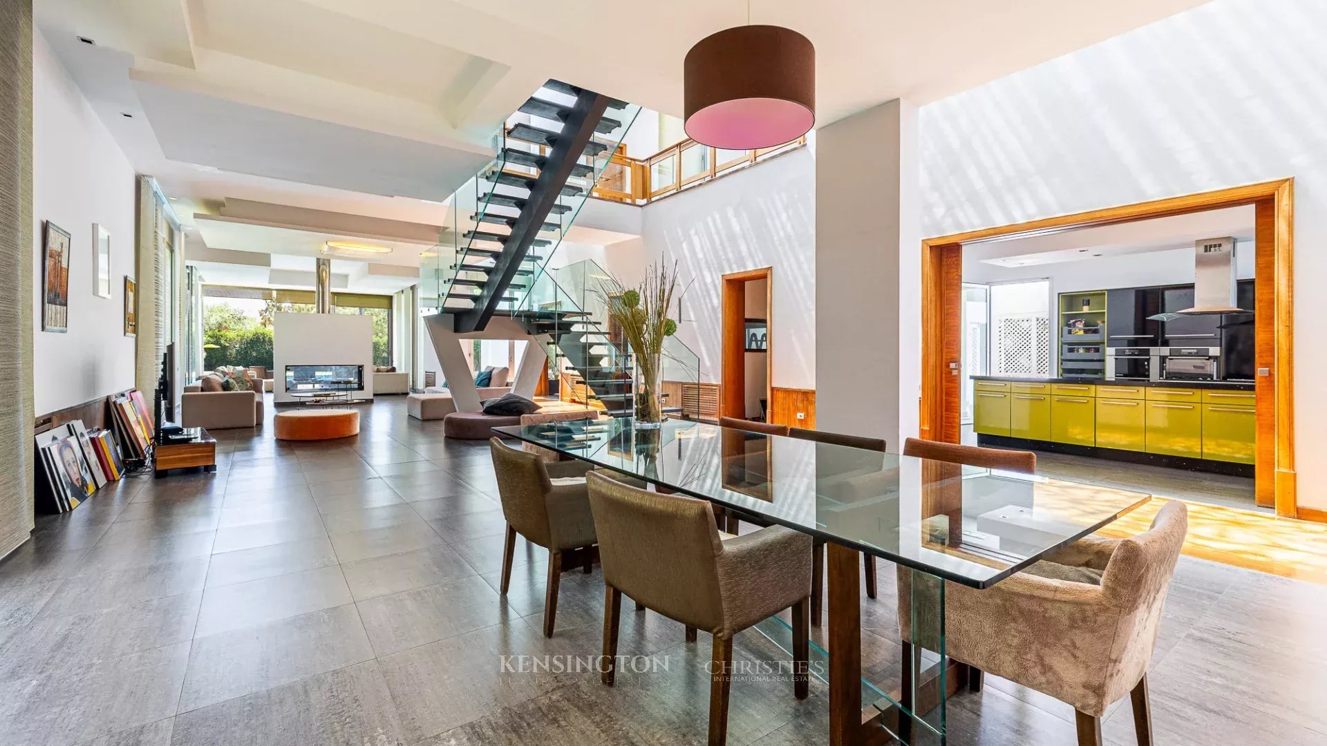 لومينالومينا in Casablanca, Morocco